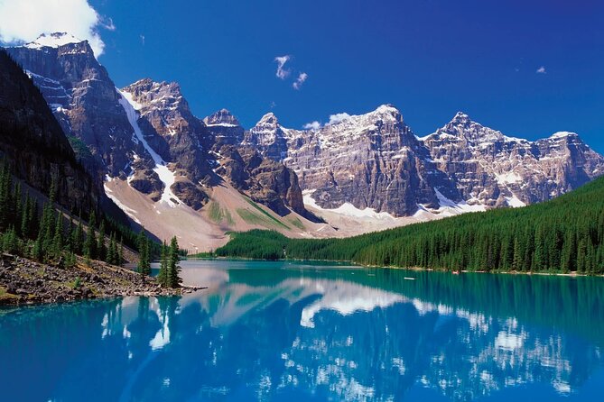 Lake Louise Moraine Lake Day Trip from Banff Calgary Canmore - Lunch in Lake Louise Village