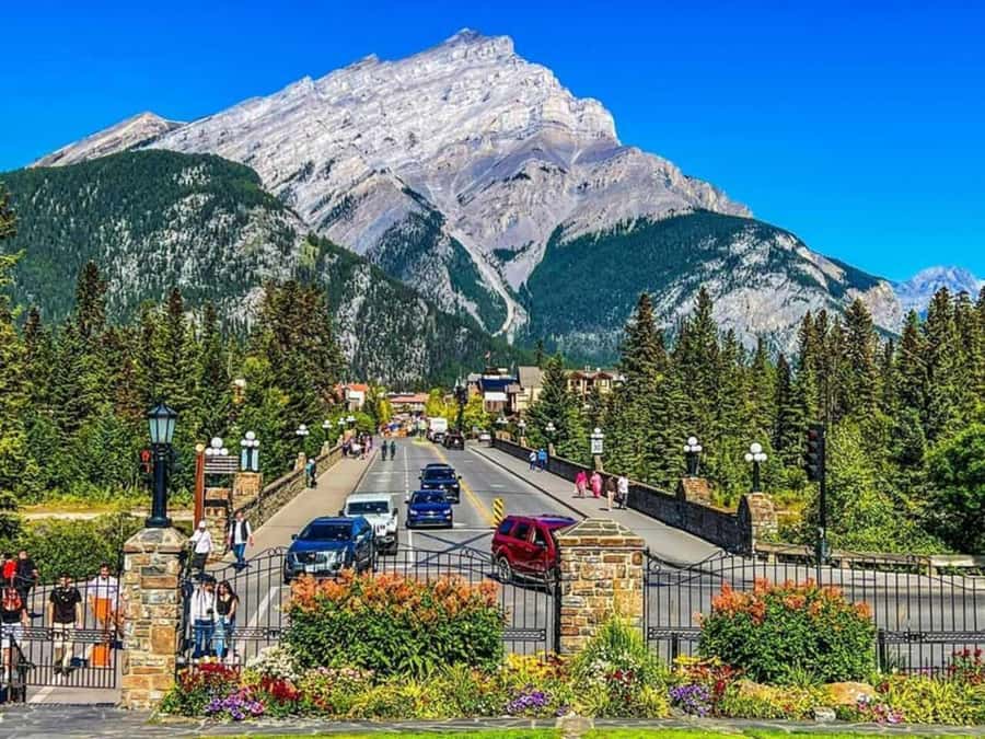 Lake Minnewanka, Lake, Louise, Johnson Lake & Banff Gondola - The $76 price: strong value if you want many sights in one day