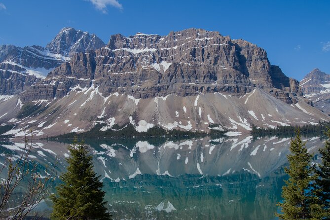 Lake View Tour-Lake Moraine, Louise, Emerald, Peyto, Vermillion - Emerald Lake and Natural Bridge in Yoho National Park