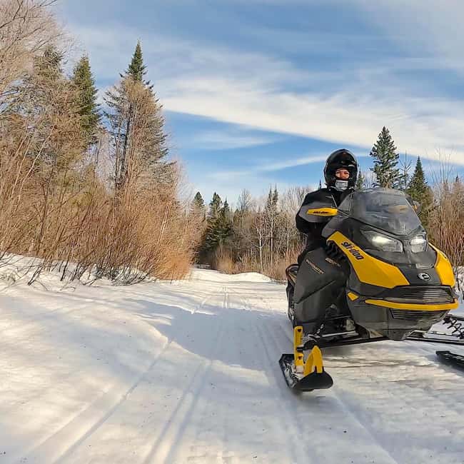 Laurentians: Snowmobile Guided Tour - Returning to 95 Chem. des Iles