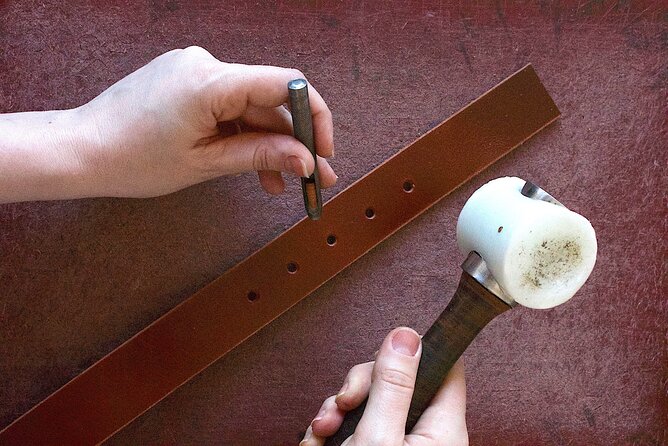 Leather belt making workshop - A practical craft class in Plateau Mont-Royal