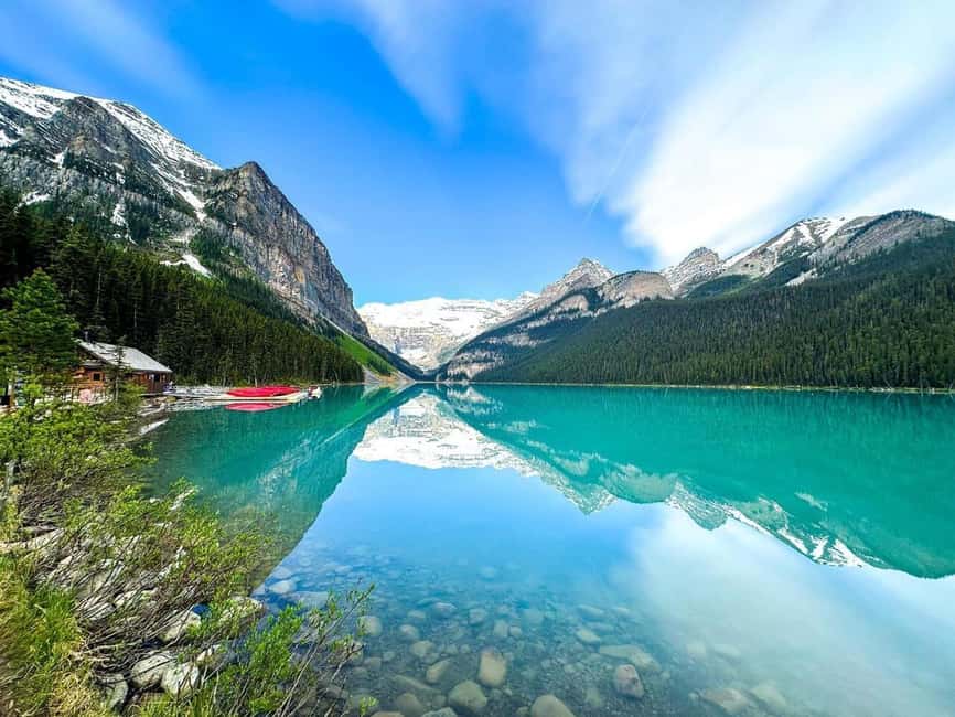 Louise Louise, Banff Gondola, Minnewanka & Emerald Lakes - Banff town gives you a useful lunch break