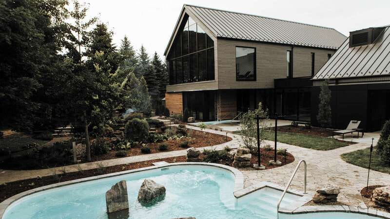 Mont-Saint-Hilaire: Nordic Spa Thermal Experience - Outdoor whirlpools and Nordic baths