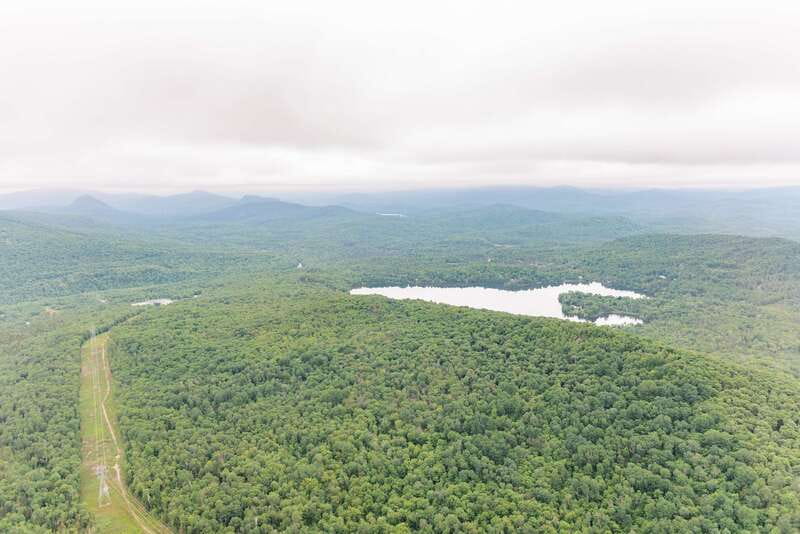 Mont Tremblant: Helicopter Tour with Optional Stopover - Weather, comfort, and the best time to fly
