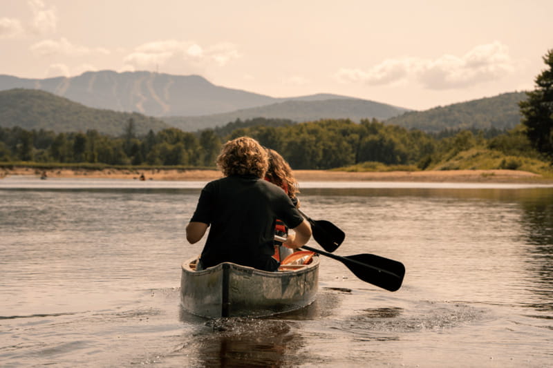 Mont-Tremblant: Self guided kayak/paddleboard on Rouge River - What the river feels like for beginners