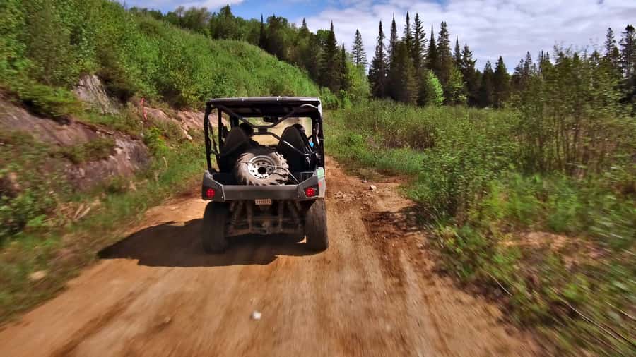 Mont Tremblant: Side-by-Side ATV Guided Off-Road Tour - The guide’s role on rough ground