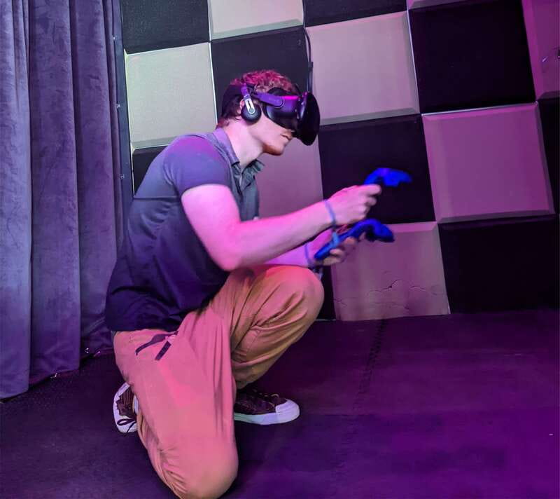Mont Tremblant: Virtual Reality Gaming Session - Playing solo or sharing the action