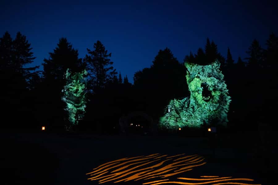 Montebello, QC: Omega Park ONIRO Immersive Experience at Night - The sunset start changes the mood