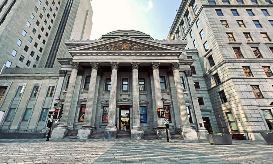 Montreal 3-Hour Private Car Tour with Expert Local Guide - Timing, pickup, and what to bring