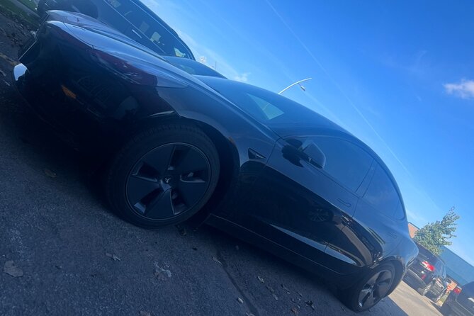 Montreal Best Private Transfer services - A simple Montreal arrival without the shared-van shuffle