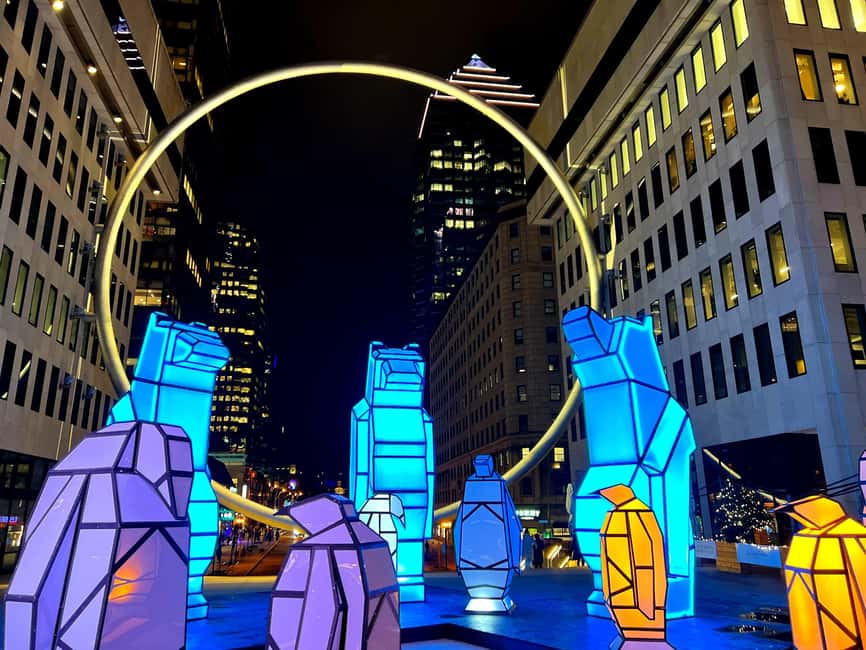 Montreal: Christmas Lights Private Walking Tour - Old Montreal, Notre-Dame Basilica, and Saint Paul Street