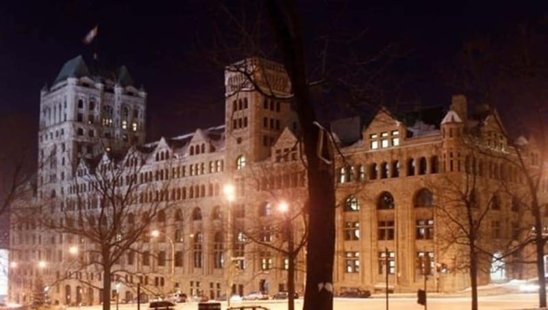 Montreal : Downtown & Underground Walking Tour with a Guide - Starting at Square Phillips