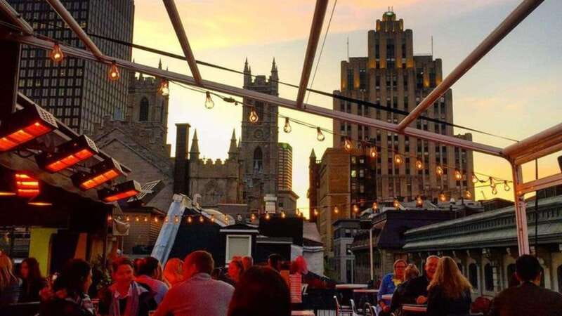Montreal: Guided Pub Crawl of the City's Skyline Bars - The views, photos, and changing atmosphere