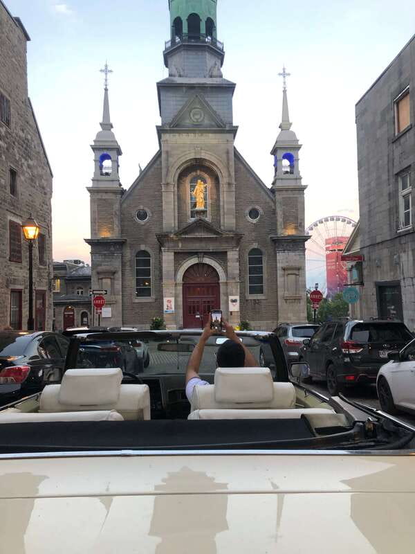 Montréal: Guided Tour in Vintage Convertible Cadillac - Mount Royal and the three-hour city overview