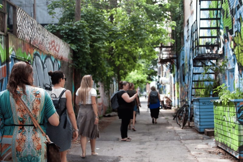 Montreal: Guided Walking Tour of Montreal's Murals - The Mural Festival zone
