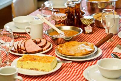 Montreal: Maple Syrup Tour with Sugar Shack & Local Cuisine