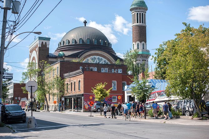 Montreal Mile End Local Guided Food Tour by Local Montreal Tours - Poutine and the Question of Menu Changes
