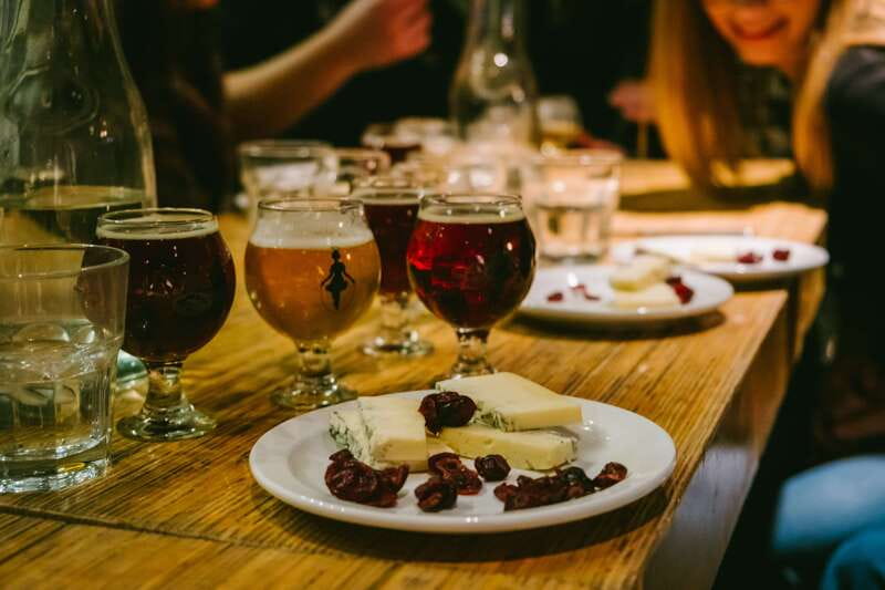Montreal Old Port: Craft Brewery and Beer Tasting Tour - Three breweries, one easy Old Port route