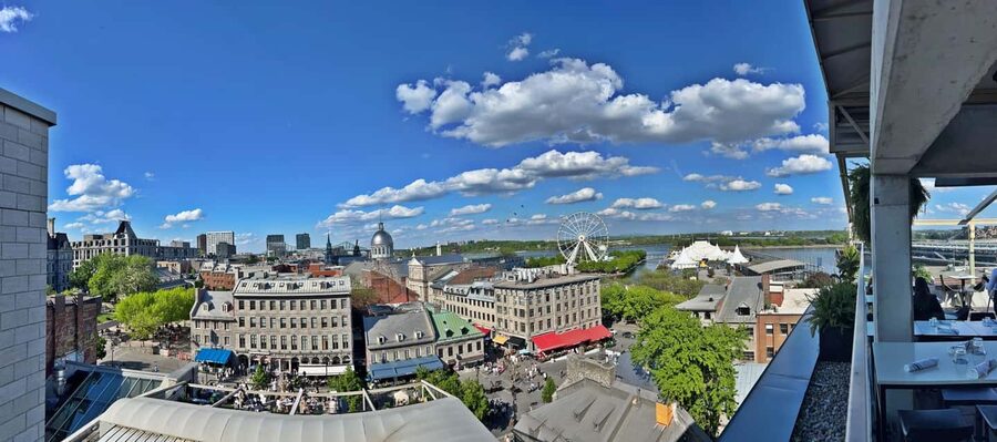 Montreal: Private 2h Walking Tour RESO and Old Montreal - Place des Arts and Montreal’s cultural center