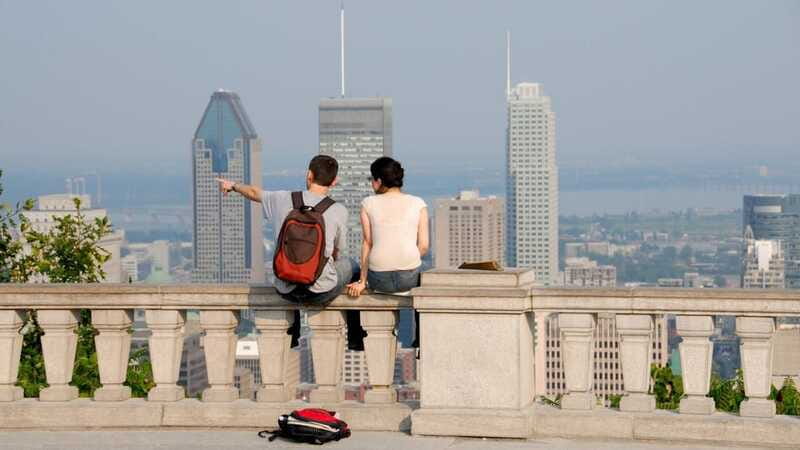 Montreal: Private Highlights & Hidden Gems Tour with a Local - What the private format adds