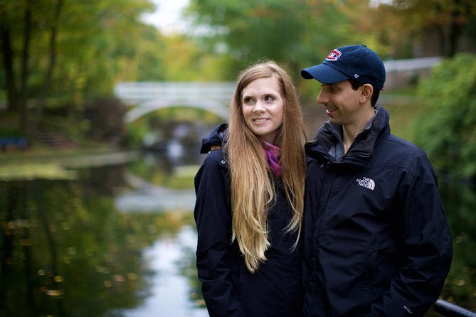 Montreal Private Photo Shoot with Pro Photographer - Who should book this experience