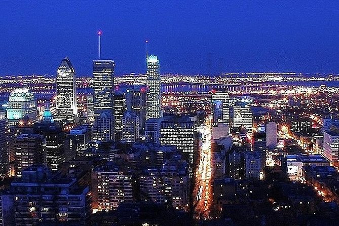 Montreal: Private Walking Tour with a Local - The guide makes the difference