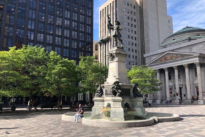 Montréal Scavenger Hunt and City Highlights Walking Tour - Bonsecours Market and Notre-Dame-de-Bon-Secours Chapel