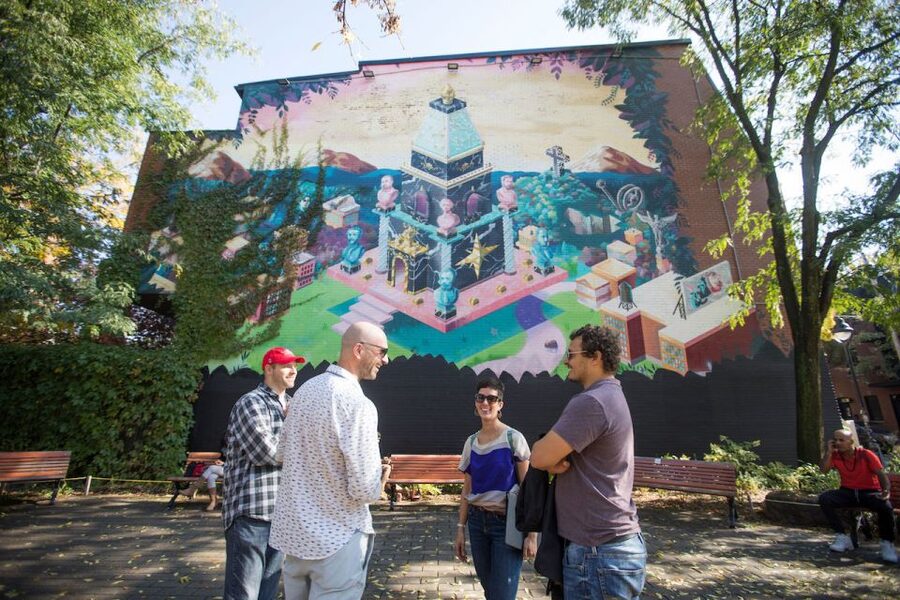 Montreal: Street Art & Mural 2-Hour Guided Walking Tour - Seeing more than 35 works in a short route