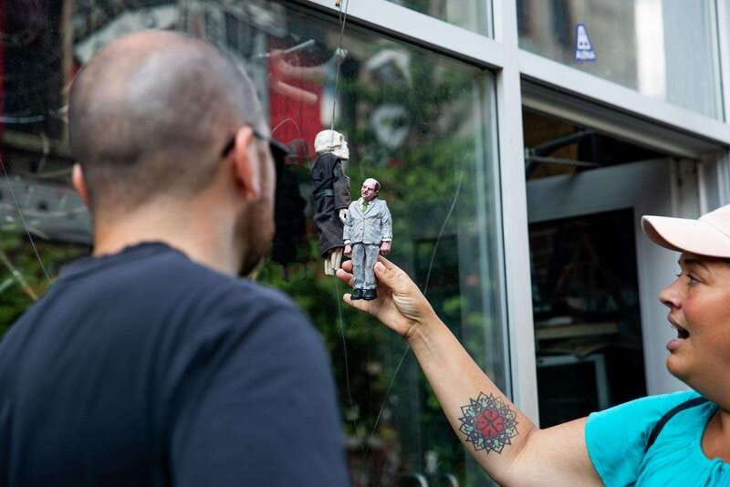 Montreal: The Original Locally Owned Street Art Walking Tour - Why the small group changes the experience