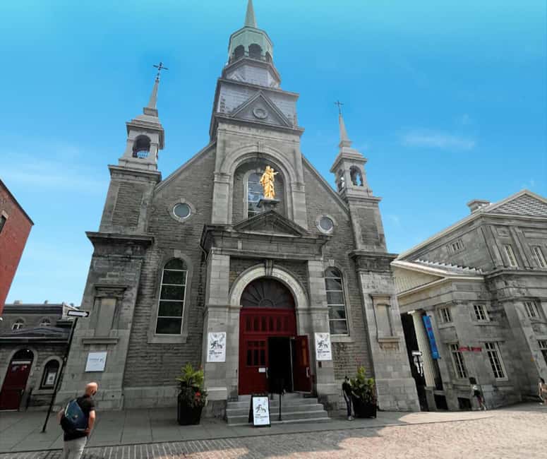 Montréal: The Original Old Montréal Walking Tour - The guide makes or breaks the two hours