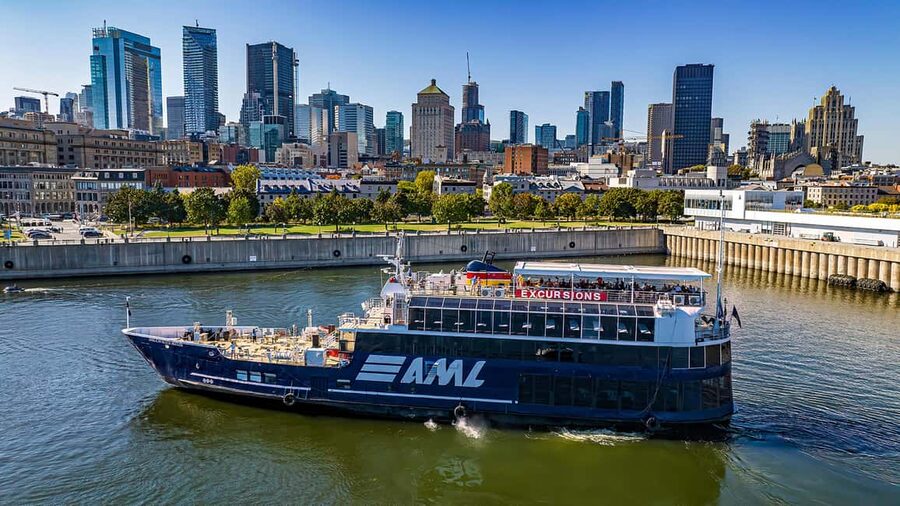 Montréal: Weekend River Brunch Cruise - Under the Jacques Cartier Bridge