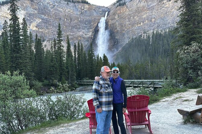 Moraine and Lake Louise with Yoho National Park Private Tour - Emerald Lake for a Quieter Hour