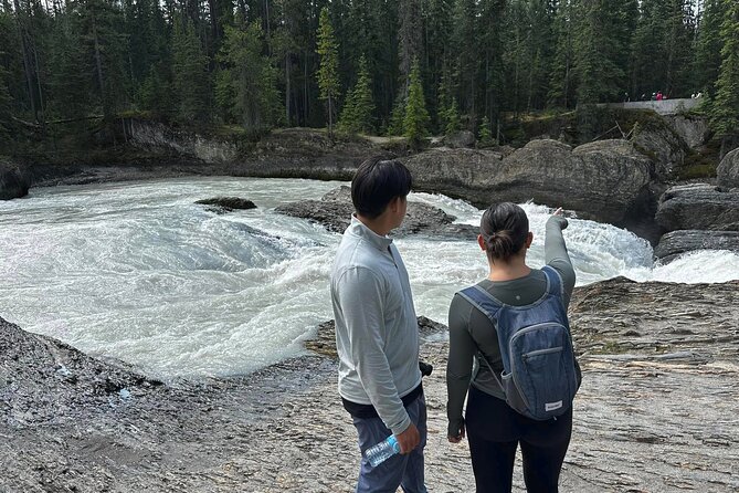 Moraine and Lake Louise with Yoho National Park Private Tour - Final Call on This Banff Private Tour