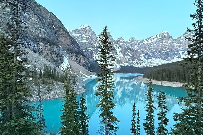 Moraine Lake Banff Town Lake Louise Johnston Canyon - Moraine Lake: the summer highlight