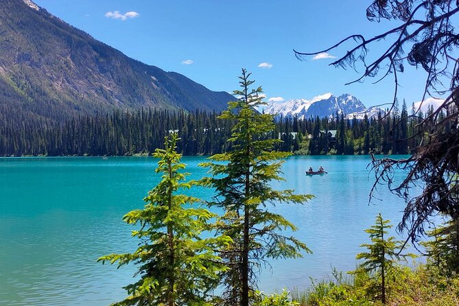Moraine Lake Lake Louise Emerald Lake Banff Town & Natural Bridge - Moraine Lake: the summer headline stop