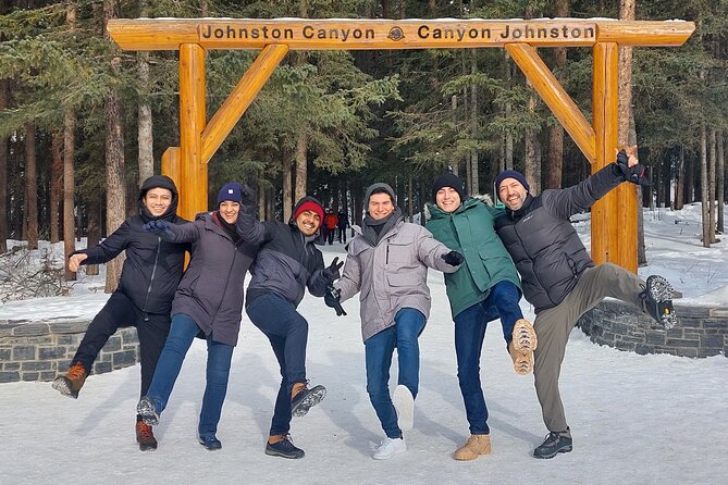 Moraine Lake, Lake Louise, Emerald Lake, Marble Canyon,Banff tour - Lake Louise gives you the classic Rocky Mountain view