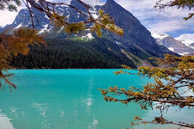 Moraine Lake, Lake Louise, Johnston Canyon, Bow Falls, Banff Town - Moraine Lake: the main summer prize