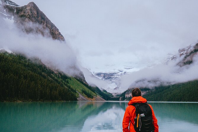 Moraine Lake & Lake Louise Sunset & Wildlife Adventure - Who gets the best value from the $179.50 price