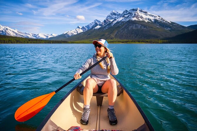 Moraine Lake, Louise, Emerald Lake, Johnston Canyon, Banff Town - Emerald Lake: calm water in Yoho National Park