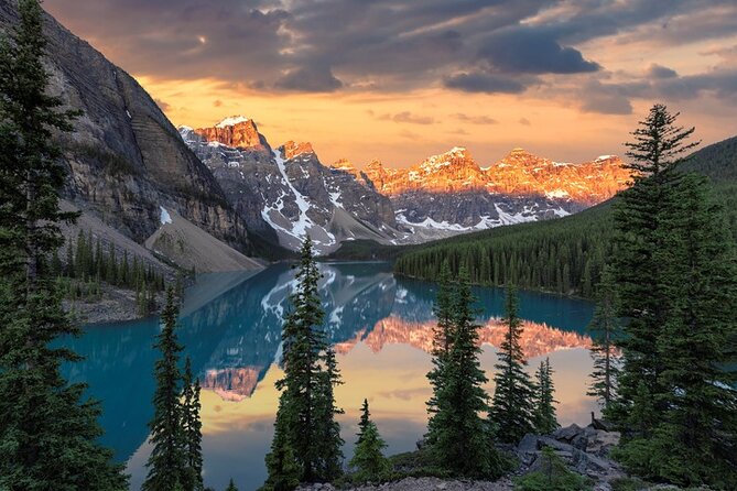 Moraine Lake Sunrise(2.5hrs)&Lake Louise(2hrs) from Canmore/Banff - What to bring for a mountain sunrise