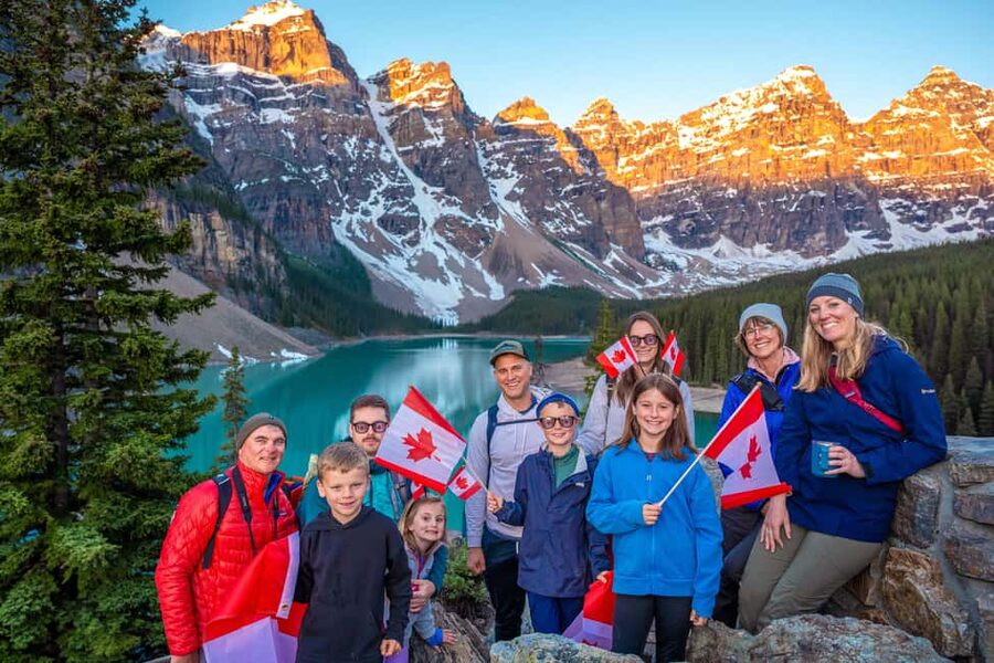 Moraine Lake Sunrise: Premium Tour from Canmore & Banff - Blue hour at the Rockpile