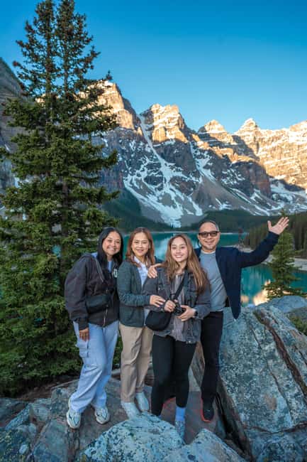Moraine Lake Sunrise: Premium Tour from Canmore & Banff - Should you book it?