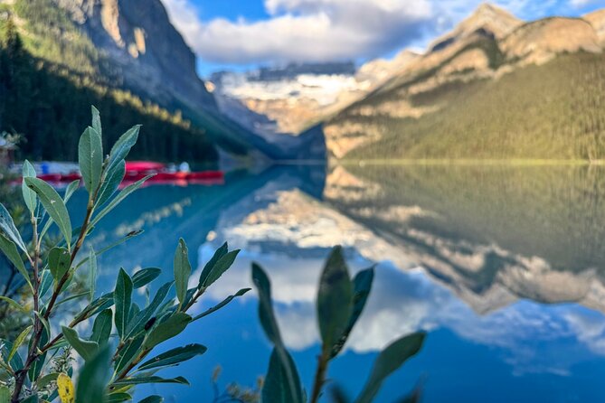 Morning Tour at Moraine Lake(2hrs) & Lake Louise(2hrs) - Two different ways to use your Lake Louise time