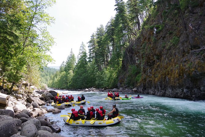 Nahatlatch River Rafting - 24 Amazing Rapids - What the raft ride feels like on the river