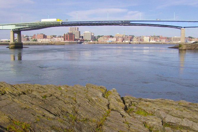 New Brunswick Shore Excursion: Bay of Fundy and More Highlights Tour - Seeing the Reversing Falls in a short port visit