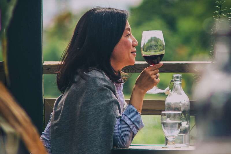 Niagara, Canada: Half-Day Winery Tour with Tastings - The Niagara Parkway sets the mood