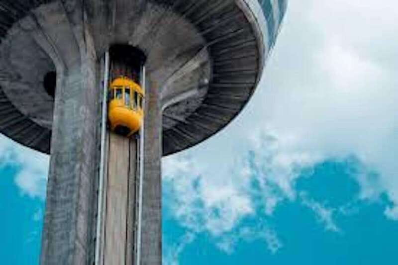 Niagara Falls: Boat, Journey Behind the Falls, & Tower Tour - Hornblower Cruise: the loud, wet highlight