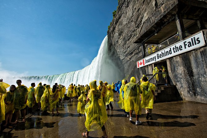 Niagara Falls Canada 3-Hour Tour w/Boat & Behind the Falls - The Canadian Horseshoe Falls remain the main event