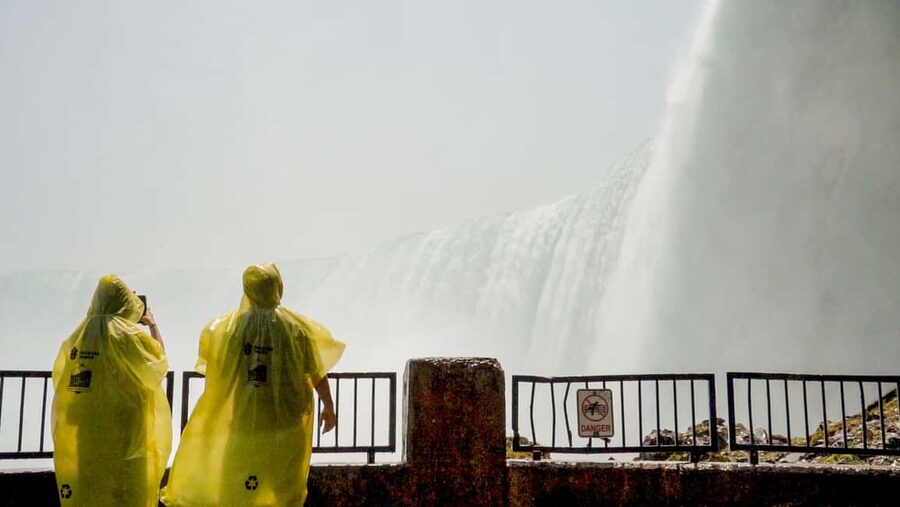 Niagara Falls Canada: Highlights Tour With Boat Cruise - Who will get the most from this tour?