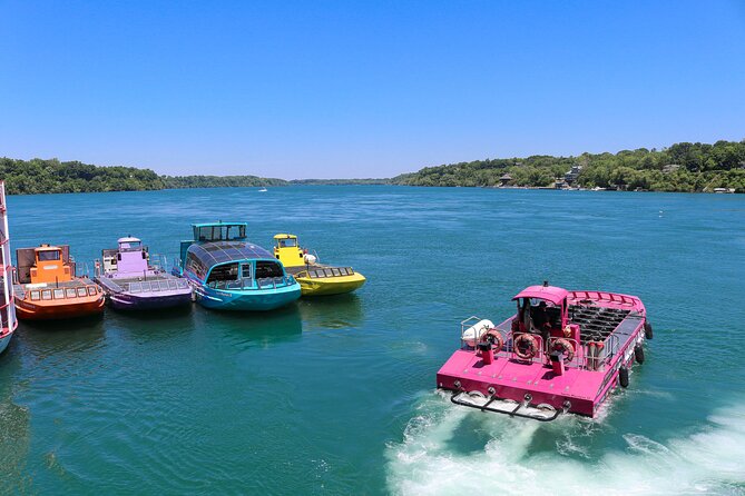 Niagara Falls Canada Open-Top (Wet) Jet Boat Tour - Where to sit if you want more or less water